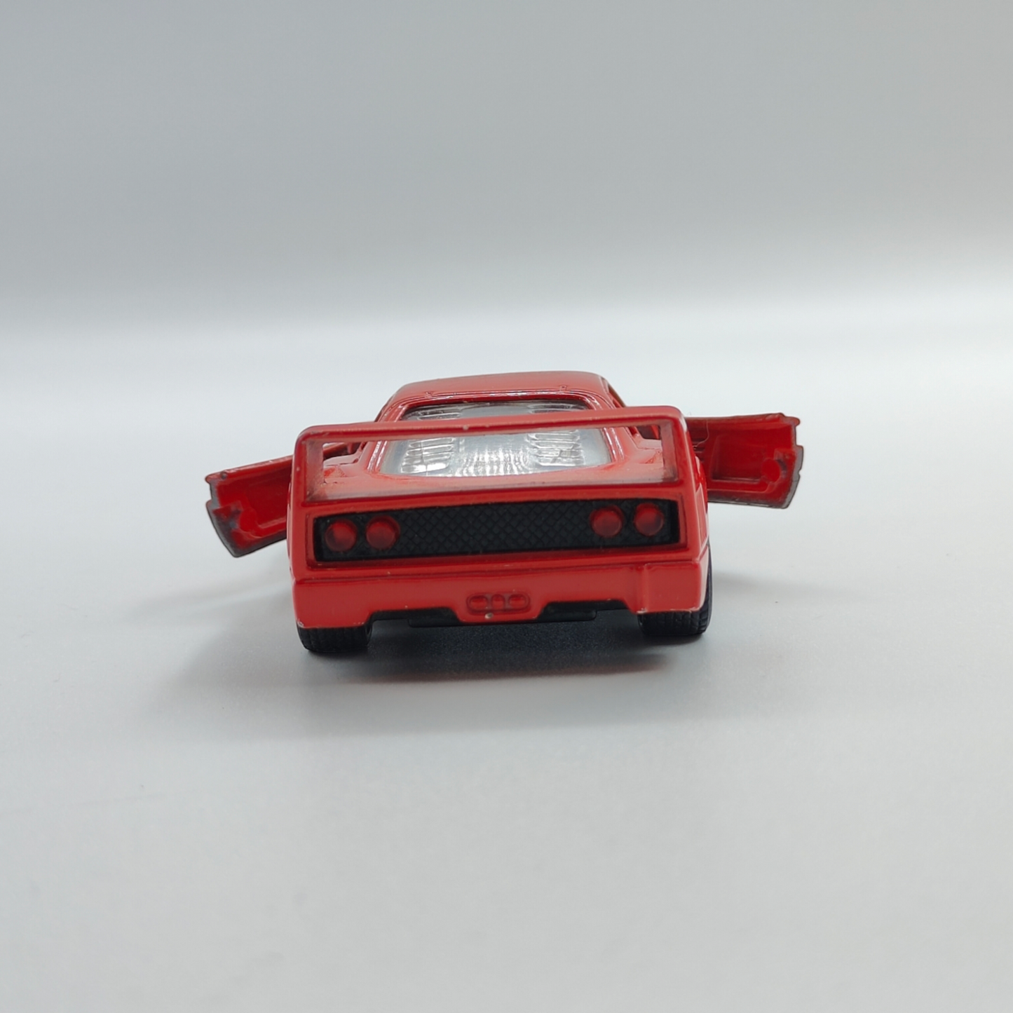 Ferrari F40 -pienoismalli